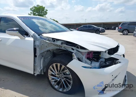 2024 Lexus Es 300H Luxury from USA, damaged, VIN 58AEA1C17RU050563